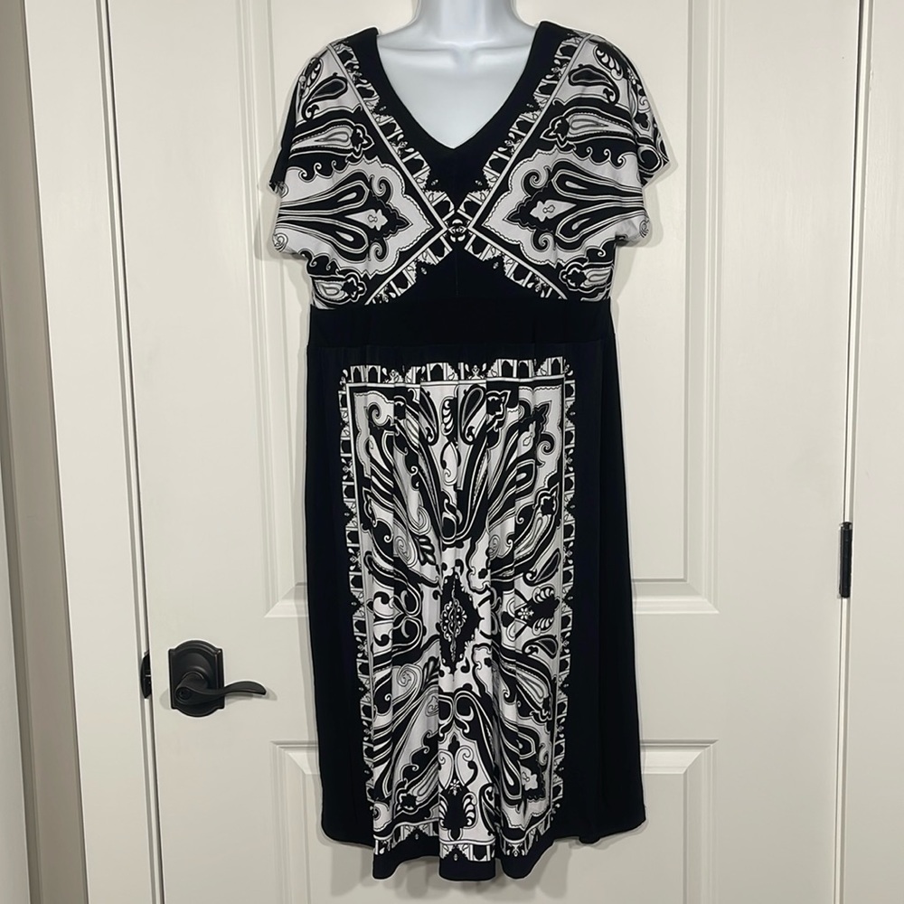 RONNI NICOLE dress